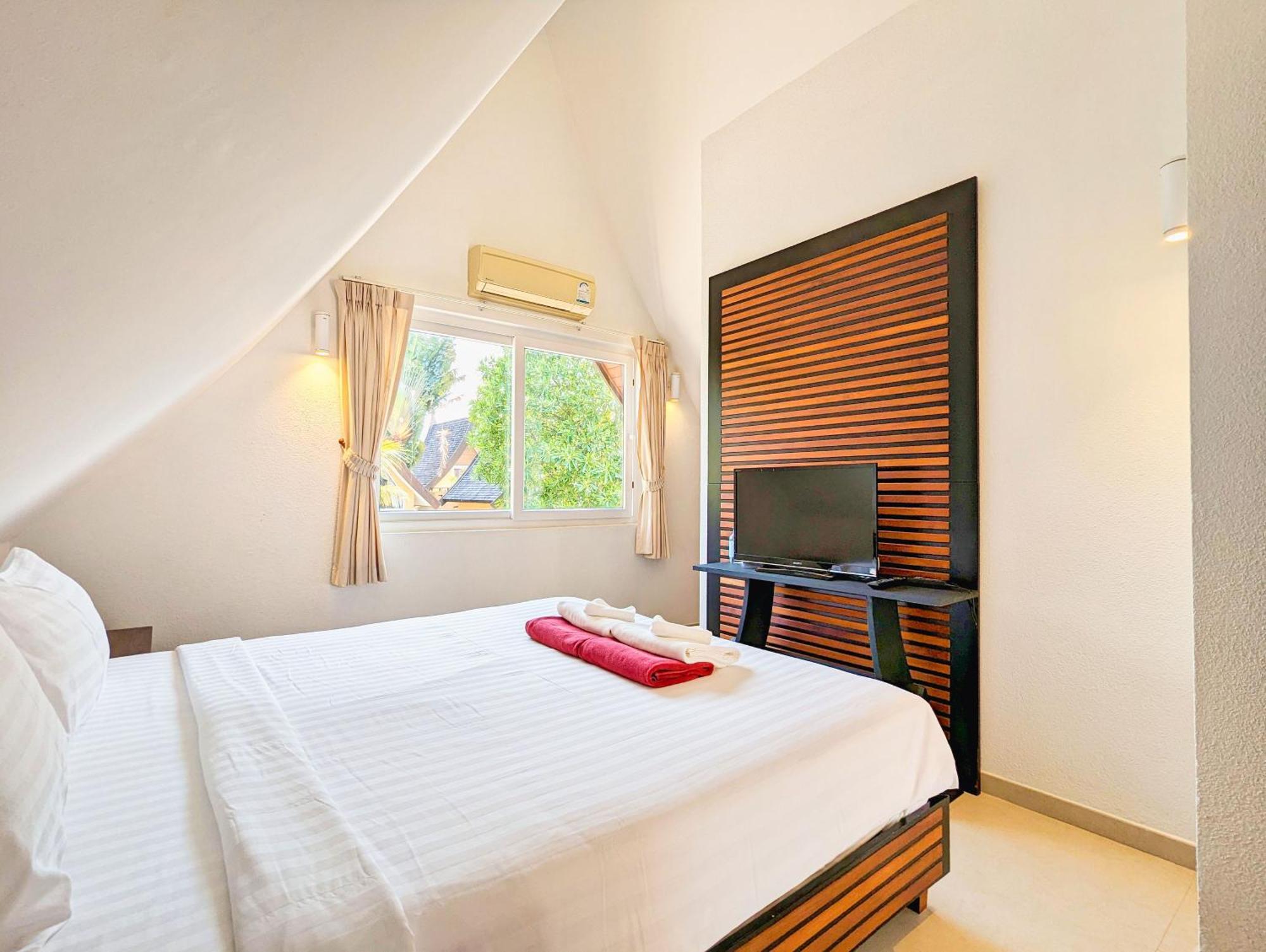 Half Moon Beach Villa - By Kohchangvillas Koh Chang Bagian luar foto
